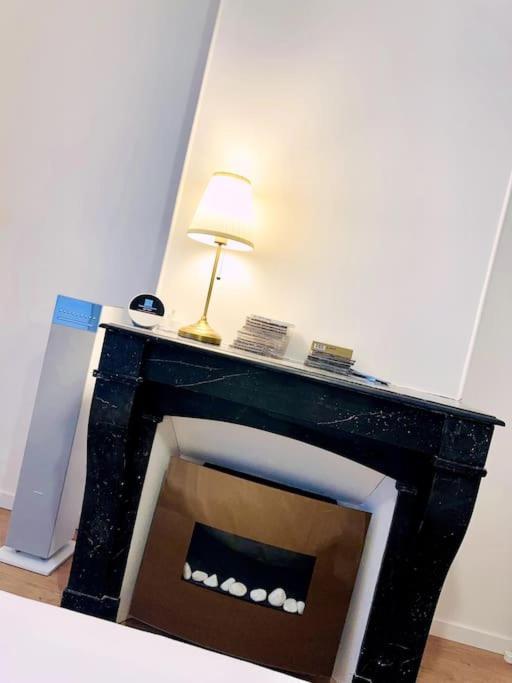 Apartamento Appt Renove Proche Montmartre Gare Du Nord Et Est París Exterior foto