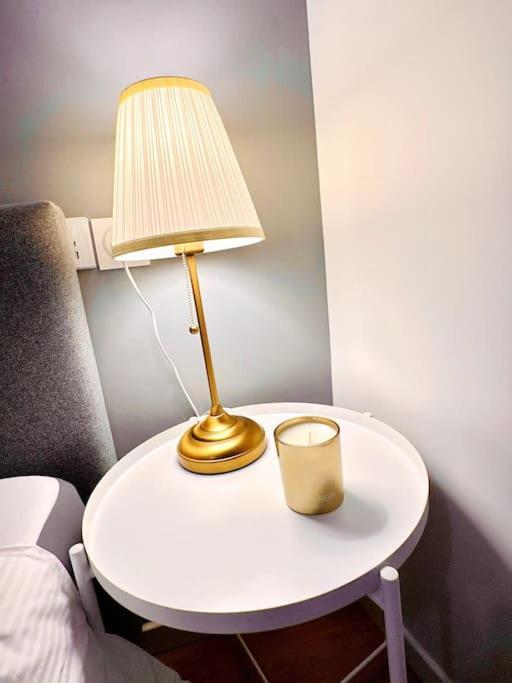 Apartamento Appt Renove Proche Montmartre Gare Du Nord Et Est París Exterior foto